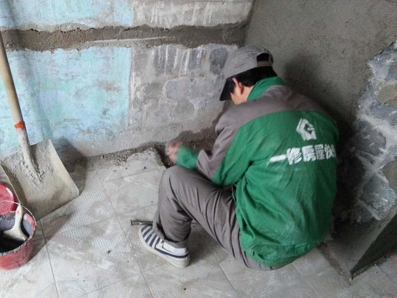 混凝土地面裂縫怎么處理？地面起灰起砂